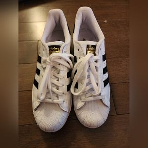 Adidas Superstar Sneakers